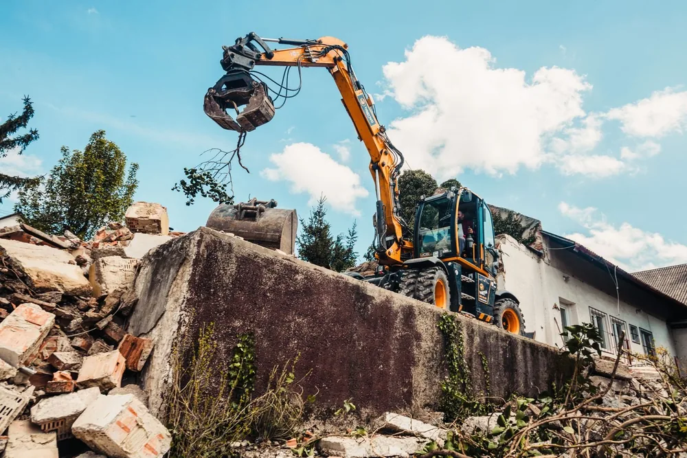 Demolice zděného objektu